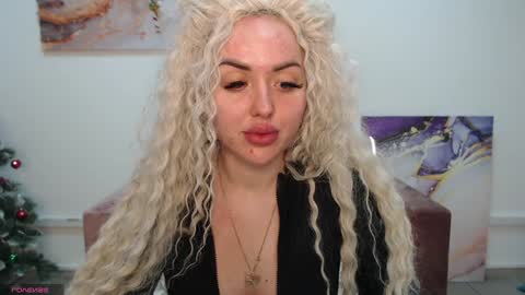 miss_kiten online show from 2, 2, 2025