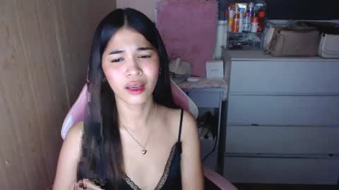 Snapshot of miss_lei18 chatting on 5, 3, 2025 leii online show from 5, 3, 2025