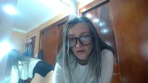 lilieth  online show from 21, 2, 2025