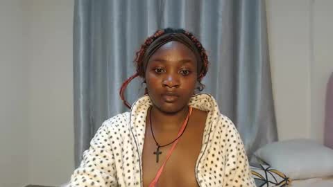 Snapshot of miss_lofti chatting on 4, 11, 2025 Lofti online show from 4, 11, 2025