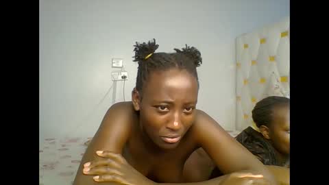 miss_lolah7 online show from 25, 5, 2026