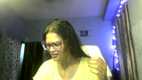 Snapshot of miss_mahi69 chatting on 21, 6, 2026 Mahi online show from 21, 6, 2026