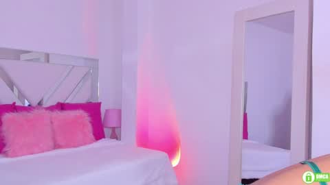   online show from 13, 1, 2025