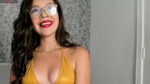 Snapshot of miss_mhelodi chatting on 30, 4, 2026 Melody online show from 30, 4, 2026