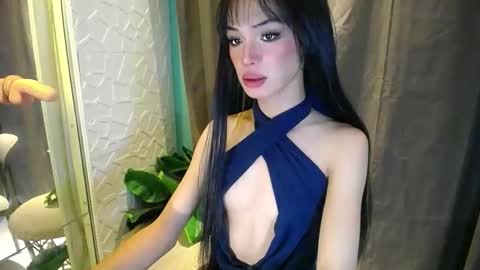 Snapshot of miss_moheera_xxx chatting on 7, 4, 2026 Moheera online show from 7, 4, 2026