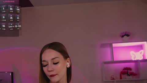 Snapshot of miss_nicoletta chatting on 9, 1, 2025 Nicole online show from 9, 1, 2025