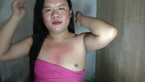 Snapshot of miss_nikkie chatting on 26, 11, 2025 Nikie online show from 26, 11, 2025