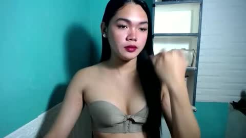 Snapshot of miss_precious_xx chatting on 14, 3, 2026 Precious online show from 14, 3, 2026