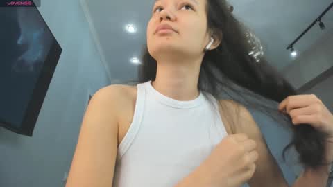 Snapshot of miss_shine_ chatting on 27, 12, 2024 Miss shine online show from 27, 12, 2024