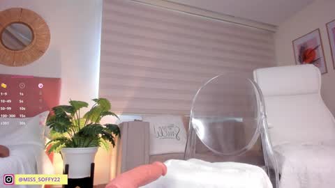 Snapshot of miss_soffy chatting on 10, 1, 2025 Sofia Alvarez online show from 10, 1, 2025