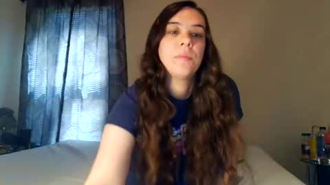 Snapshot of miss_sunshine01 chatting on 27, 6, 2026 Bella online show from 27, 6, 2026