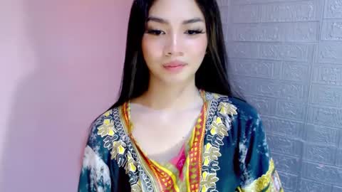 Snapshot of miss_sweety_17 chatting on 11, 1, 2025 Jean Marie online show from 11, 1, 2025