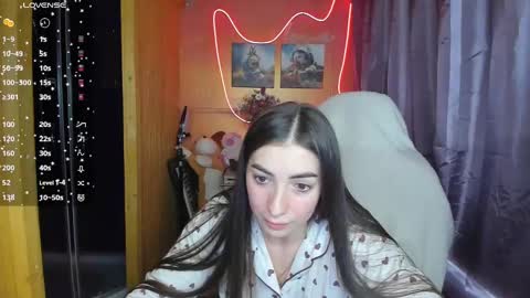 Snapshot of miss_tasy chatting on 12, 3, 2025 Melanie January 15th is my birthday there will be an interesting show online show from 12, 3, 2025