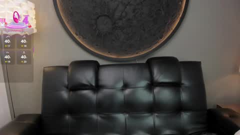 Vaiolette online show from 7, 3, 2025