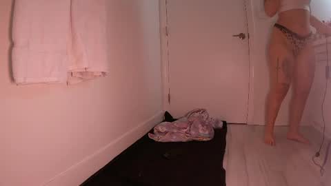 prettylittlenympho online show from 7, 3, 2026