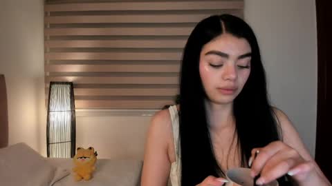 Ariadna Ruiz online show from 13, 4, 2026