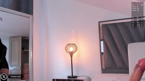 Snapshot of missatenea2 chatting on 20, 2, 2025 Laura online show from 20, 2, 2025