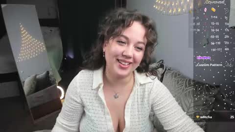 Snapshot of missbecca_ chatting on 19, 12, 2025 Becca online show from 19, 12, 2025