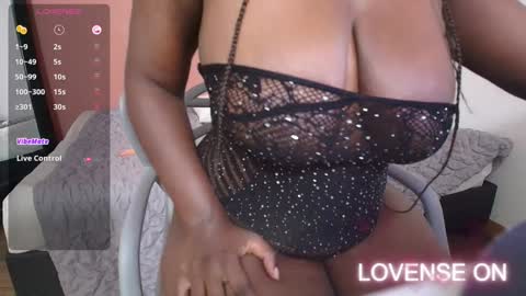 Miss Evelyn  online show from 28, 12, 2024