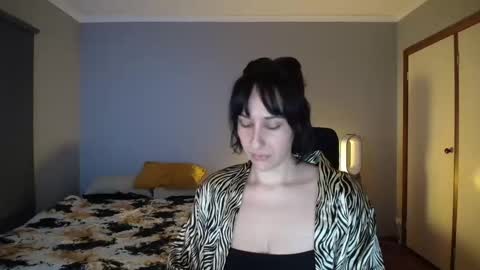 Snapshot of misscarmilla444 chatting on 22, 9, 2025 MissCarmilla444 online show from 22, 9, 2025