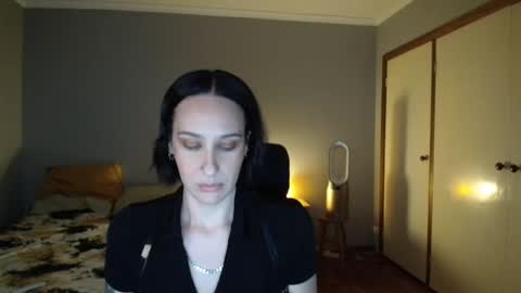 Snapshot of misscarmilla444 chatting on 25, 9, 2025 MissCarmilla444 online show from 25, 9, 2025