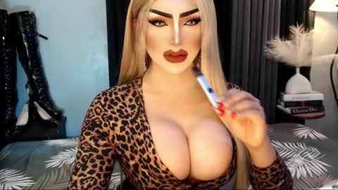 PRIESTESS CHANNEL online show from 4, 11, 2025