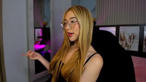 Snapshot of misscheelsee_as chatting on 16, 9, 2025 misscheelsee_as online show from 16, 9, 2025