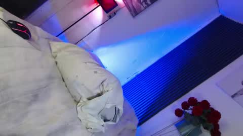 Nicole online show from 21, 10, 2025