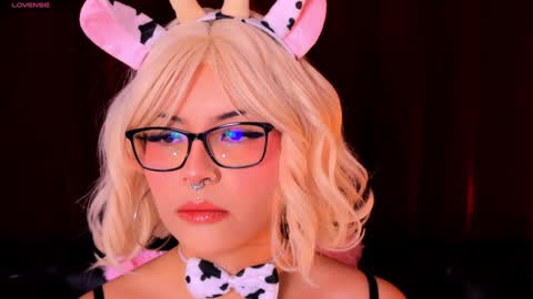 Snapshot of misselektra__ chatting on 15, 12, 2024 ELEKTRA online show from 15, 12, 2024
