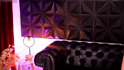 Snapshot of misselektra__ chatting on 17, 12, 2024 ELEKTRA online show from 17, 12, 2024