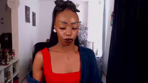 Emilie Diaz online show from 25, 3, 2026