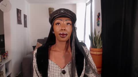 Emilie Diaz online show from 16, 4, 2026