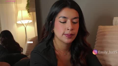 Snapshot of missemily_11 chatting on 27, 5, 2026 Yuliana online show from 27, 5, 2026