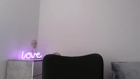 EMMA online show from 8, 9, 2025