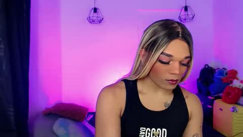 Snapshot of missfer_bigdick chatting on 6, 5, 2026 Fer online show from 6, 5, 2026