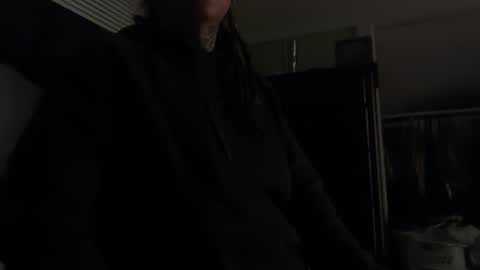 misshoneybadger333 online show from 3, 11, 2025