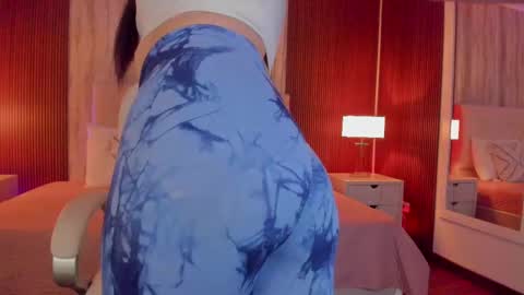 Snapshot of missisabella1 chatting on 21, 2, 2025 Bella Castillo online show from 21, 2, 2025