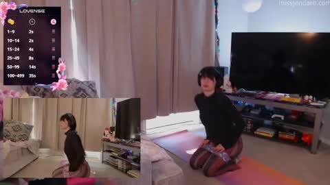Snapshot of missjendare chatting on 2, 12, 2024 Miss Jen Dare online show from 2, 12, 2024