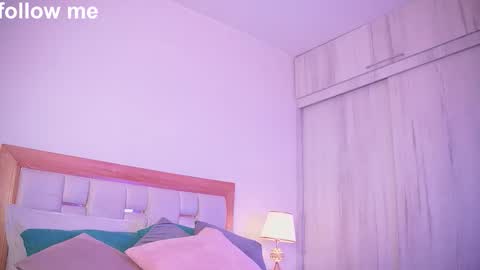 Snapshot of missjuliaa_ chatting on 12, 9, 2025 A N N Y online show from 12, 9, 2025