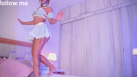 Snapshot of missjuliaa_ chatting on 20, 9, 2025 A N N Y online show from 20, 9, 2025