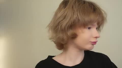 Snapshot of misska__ chatting on 28, 10, 2025 BONYA online show from 28, 10, 2025