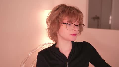 Snapshot of misska__ chatting on 5, 11, 2025 BONYA online show from 5, 11, 2025