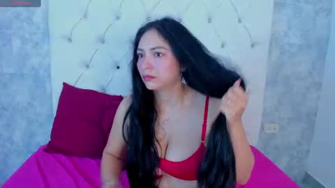 Snapshot of misskarla1 chatting on 9, 7, 2026 misskarla1 online show from 9, 7, 2026