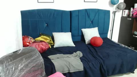 Snapshot of misskarol18 chatting on 13, 2, 2025 misskarol18 online show from 13, 2, 2025