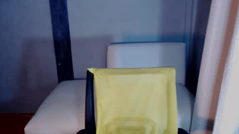Snapshot of misskristieleah chatting on 19, 6, 2026 leah online show from 19, 6, 2026