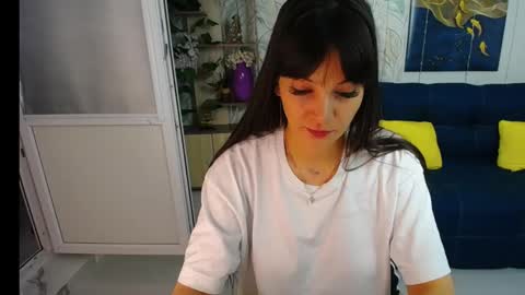 MissLaura online show from 8, 3, 2025