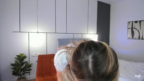 Snapshot of missliiaa chatting on 30, 5, 2026 Aiza my last streams til Dec 8 online show from 30, 5, 2026