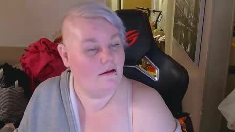 misslj90 online show from 16, 4, 2026