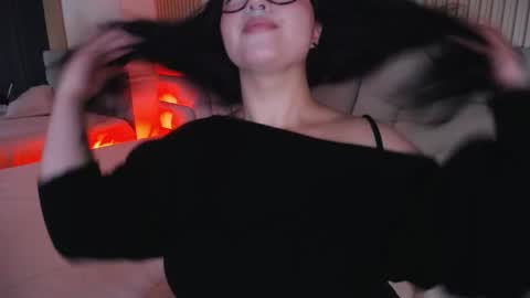 Snapshot of missloise chatting on 20, 4, 2026 Miss Loise online show from 20, 4, 2026