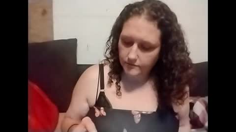 Snapshot of missmagicmushroom chatting on 19, 10, 2025 missmagicmushroom online show from 19, 10, 2025